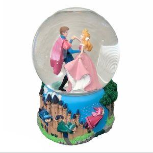 Disney | Sleeping Beauty Snow Globe